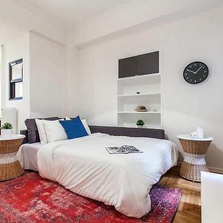 Central Apartment In Syntagma Athens Exterior photo